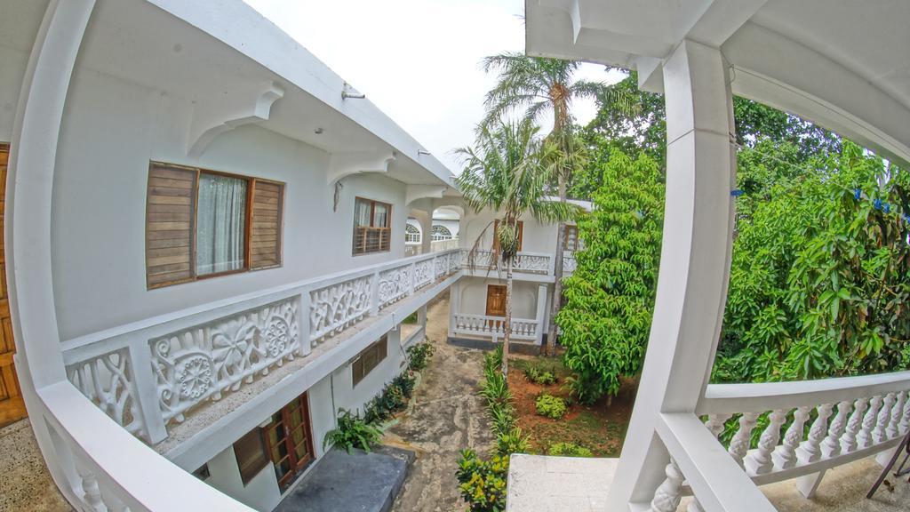 Pure Oasis Resort Negril Exterior foto