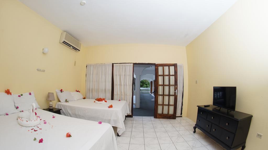 Pure Oasis Resort Negril Exterior foto